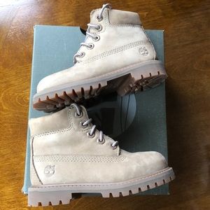 Timberland toddler boots 🥾 sz 8 UNISEX org. Box